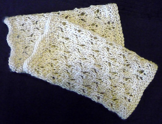 Lace_gloves_633_r_small2