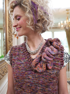 312_queen_ruffle_d_lg_small2