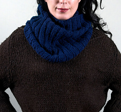 Scarves_janycecollar1_small
