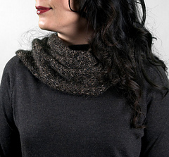 Scarves_sparrowcowl1_small