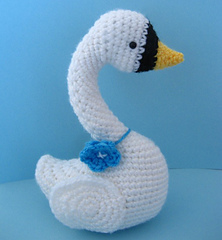 Swan_2_small