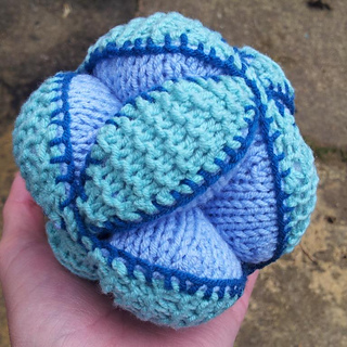 Knit_amish_puzzle_ball_pattern__27__small2