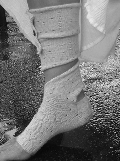 Wrap-foot_b_w_small2