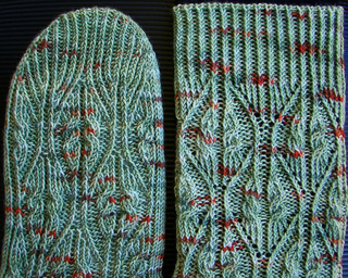 Sacreduprintemps_leg_and_toe_small2