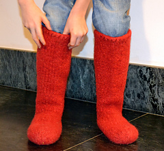 Superhero_boots_both_hands_small