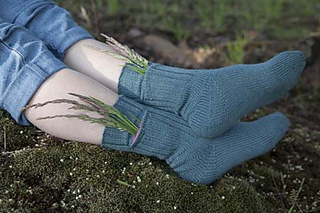 Pocket_socks_horizontal_weeds_small2