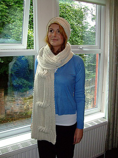 Knots_another_scarf_and_hat_small2
