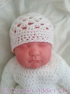 Bauble_newborn_hat_001_small2