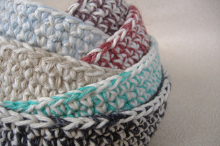 Mixed_up_colors_six_nesting_bowls_2_small2