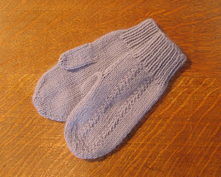 Slip-cable-mittens-rav_small2