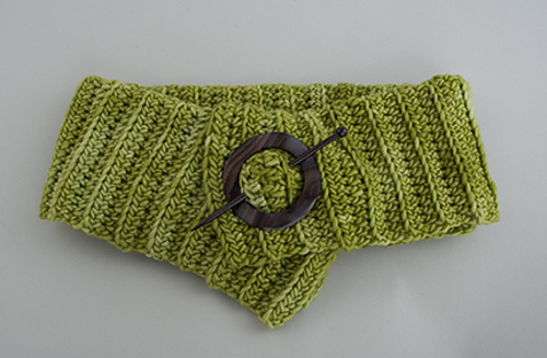 Pin-me-up-scarf-green-for-etsy_medium