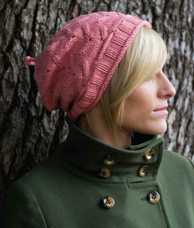 Y25-annaleehat_small2
