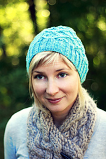 Hatslouch_small2