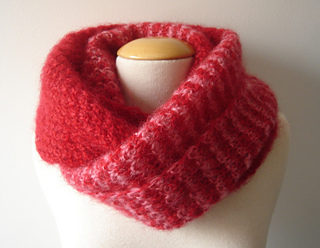Infinity_scarf_2_small2