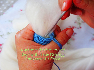 Crocheted_easter_egg_21_1_small2