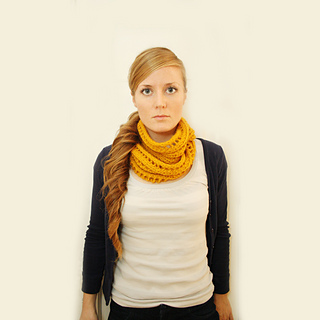 Begbie_cowl_square_small2