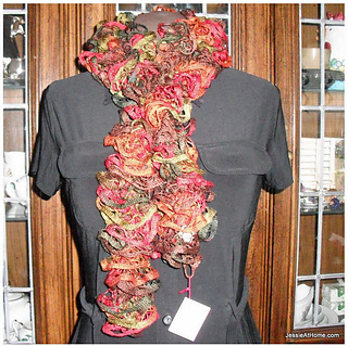 Net-yarn-spiral-crochet-scarf-free-crochet-patttern-fall_small2