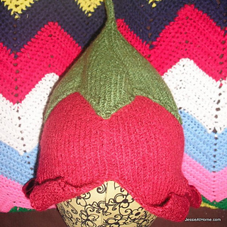 Abby-knit-pattern-flower-hat-square_small2