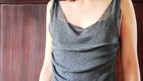 Aneckline_medium