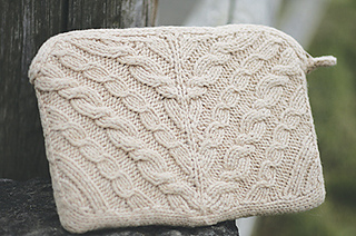 Cabled-netbook-cozy-1b_small2