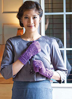 Lace-and-twist-gloves_small2