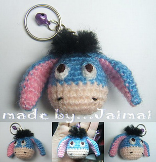 Blue_donkey_amigurumi_keychain_small2