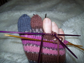 Middle_toe_small2
