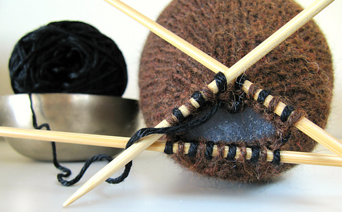 Knit_beaver_tail_cast_on_medium