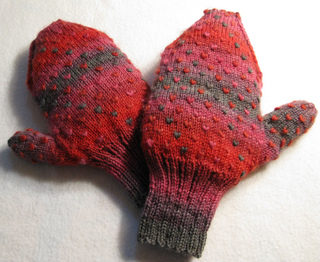 Haunted_thrums_pair_flat_1_small2