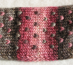 Vintage_headband_close_small