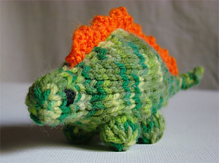 Dino-front_small2