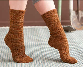 Sockupied_gansey_clock_socks_small2