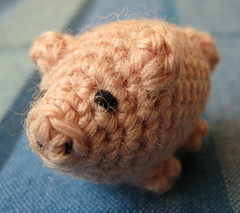 Bazaar_pig_02_small