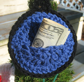 Blueornament_small2