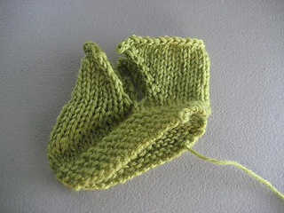 Baby_shoe_1_small2
