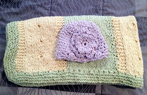 Baby_blanket_with_lavender_hat_medium