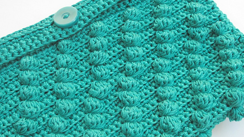 Diagonal_bobbles_clutch_at_angle_medium