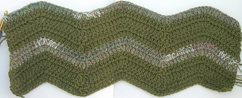 Gentle_ripple_cat_blanket_medium