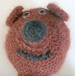 Gift_pocket_bear_face_detail_small2