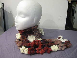 Maroon___white_puff_scarf_2_small2