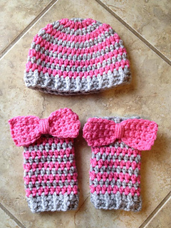 Groovy_striped_hat_shilo_small2