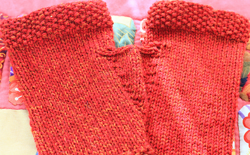 Pebble_beach_upclose_red_medium