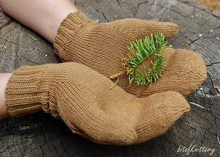 Ribbedmittens1_small2