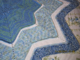 Little_boy_blue_star_rug_5_small2