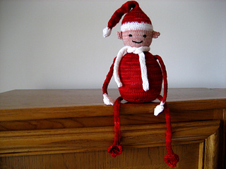 Shawn_the_shelf_elf_03_small2