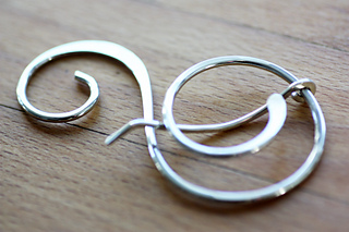 Mystery_pin_small2