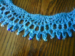 Victorian_choker_close_up_small2