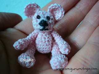 Bear-made-with-thread_small2