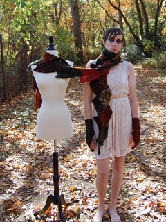Druidess_set_shiri_designs_nov_2010_mannequin_small2