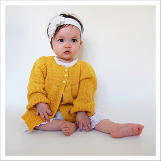 2lucysitting1_small2